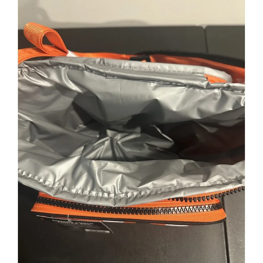 NWT IGLOO Cincinnati Bengals Square‎ Lined 4-Pack Cooler